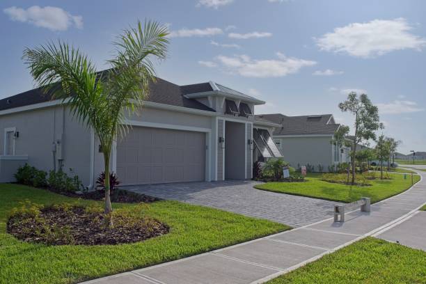 Best Professional Driveway Pavers  in Des Peres, MO
